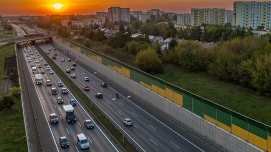 GDDKiA remontuje S8 w Warszawie. Prace początkowo opóźniła pogoda