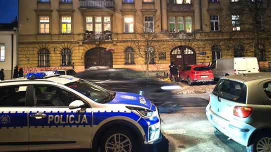 Atak na Pradze Północ. Napastnik użył przedmiotu przypominającego maczetę