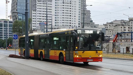 Autobus 171 ma zniknąć z Warszawy. Bielany protestują przeciwko planom ZTM.