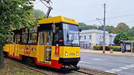Tramwaj linii 9.