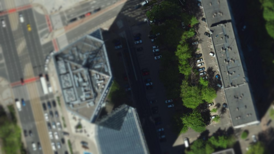 Będą mieli biurowiec 15 metrów od okien. Nowa inwestycja Dom Development w Śródmieściu