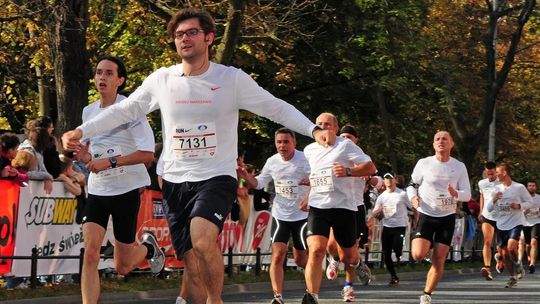 „Biegnij Warszawo” i „Maszeruję-Kibicuję”. Kolejne duże zmiany w ruchu i komunikacji