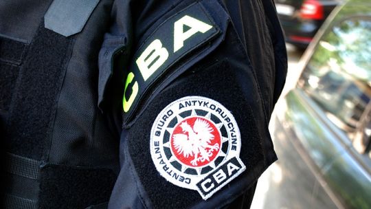 CBA zatrzymało prorektora Collegium Humanum. Brał 80 euro za dyplom
