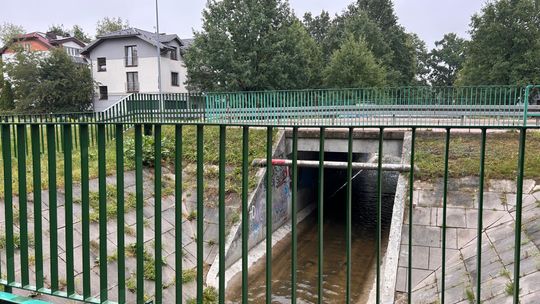 Cyraneczka była karana za zrzuty ścieków do Kanału Wawerskiego, więc… pozwolono zrzucać jej więcej. „Jakbym mieszkał w prywatnym folwarku”