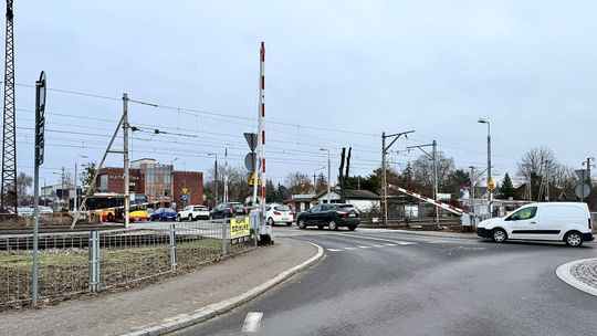 Cztery tory między Wawrem a Otwockiem. Wielka przebudowa linii kolejowej nabiera tempa.