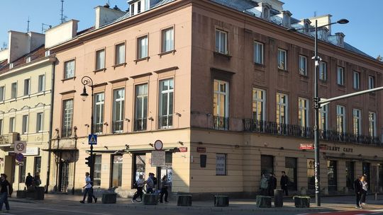 Czy miasto ma plan na Nowy Świat 61/63? Radni czują żal do urzędników