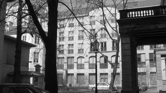 „Diana” przy Chmielnej zmienia właściciela. Ruszyła modernizacja budynku w centrum Warszawy.