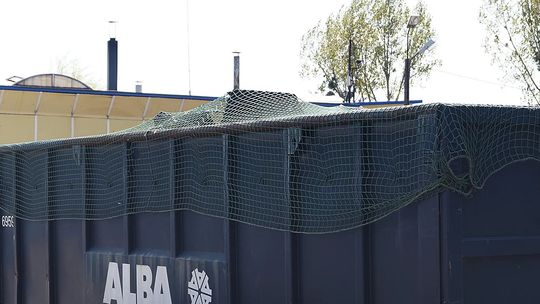 Dlaczego zima to dobry moment na zamówienie siatek przemysłowych?