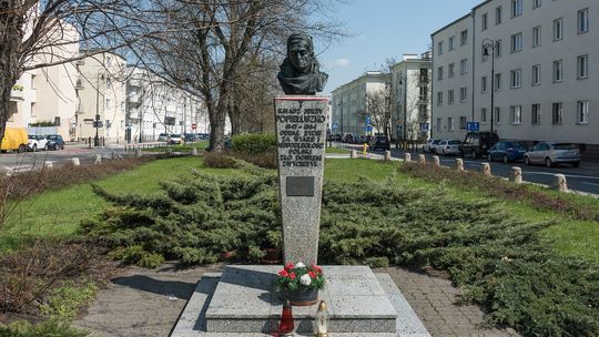 Duchowni przeciwko władzy PRL. W Warszawie o księżach, którzy wspierali opozycję.