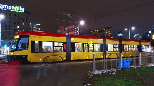 Duże utrudnienia przy placu Zawiszy. Na Towarowej zostanie tylko jeden pas ruchu.