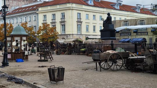 Filmowy sklep Wokulskiego zostaje na Krakowskim Przedmieściu. Można będzie oglądać go do lutego
