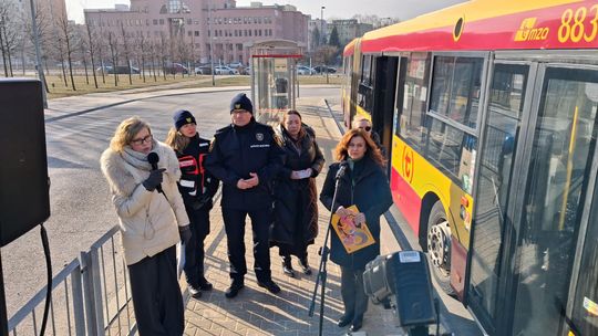 Jak Warszawa walczy z kryzysem bezdomności? Dane nie kłamią