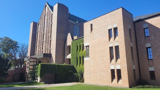 Klasztor Dominikanów na Mokotowie może się powiększyć. Wraca sprawa rozbudowy.