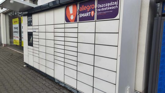 Paczkomat w Warszawie.