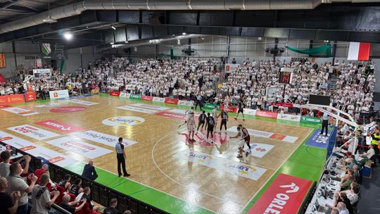 Malutka hala OSiR Bemowo podczas finału Legia Warszawa - Start Lublin