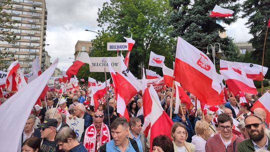 Marsz Zaprzysiężenia w Warszawie. Karol Nawrocki obejmuje urząd prezydenta. „Liczę na zjednoczenie Polaków”