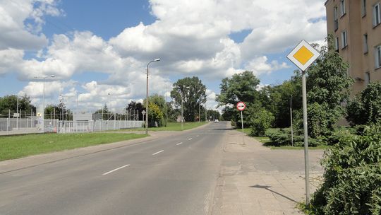Mieszkania, biura i lokale usługowe na Targówku. Duża inwestycja przy Księcia Ziemowita czeka na decyzję.