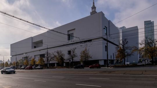 Muzeum Sztuki Nowoczesnej w Warszawie częściowo zamknięte. Trwa montaż wystawy stałej