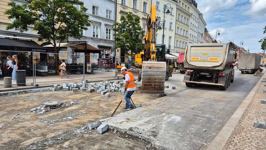 Na Krakowskim Przedmieściu znów remont. Fragment Traktu będzie zamknięty przez całe wakacje