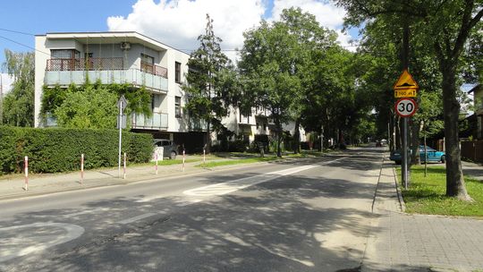 Na Zaciszu powstanie nowe rondo. Kierowców i pasażerów czekają zmiany.