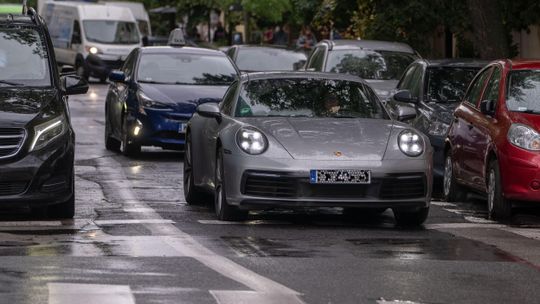 Nielegalne wyścigi w Warszawie. Zdaniem policji prawo jest zbyt łagodne