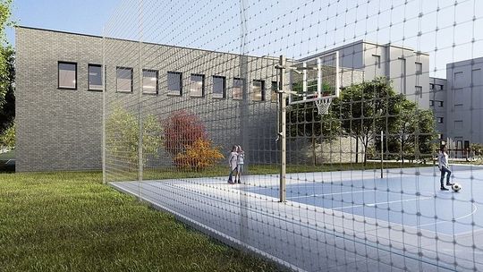 Nowa sala gimnastyczna, boisko i sprzęt edukacyjny. Remont SOSW na Powiślu dobiega końca