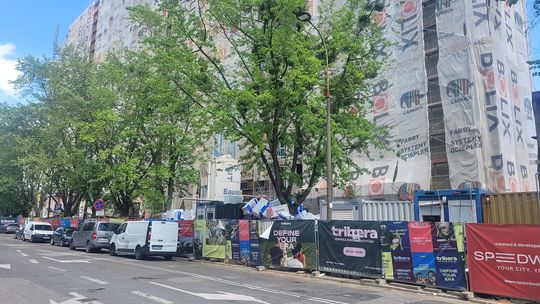 Nowy akademik na Mokotowie już otwarty. 14 pięter, kino, siłownia i miejsca dla 675 studentów.