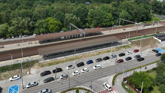 Nowy parking przy stacji w Zielonce. Ma ułatwić przesiadkę na pociąg