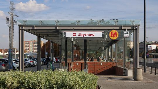 Nowy przystanek „Warszawa Ulrychów”. Kolej połączy się z metrem na styku Woli i Bemowa.