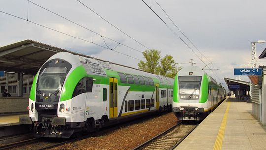 Nowy rozkład „Kolei Mazowieckich” od 30 sierpnia. Zmiany na kilku liniach.