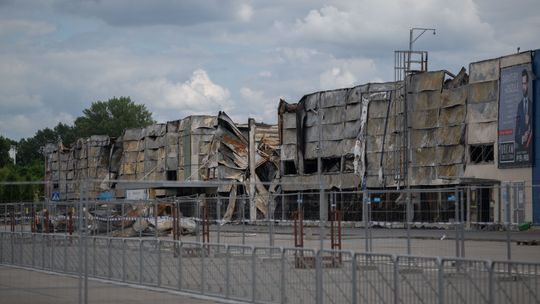 Nowy termin otwarcia tymczasowego targowiska przy Marywilskiej. Rozpoczęła się rozbiórka i oględziny hali