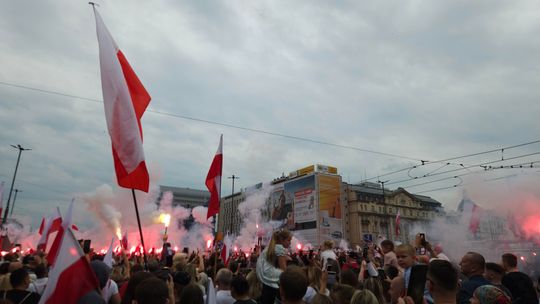 Obchody 81. rocznicy wybuchu Powstania Warszawskiego. Stolica zatrzymała się by uczcić bohaterów
