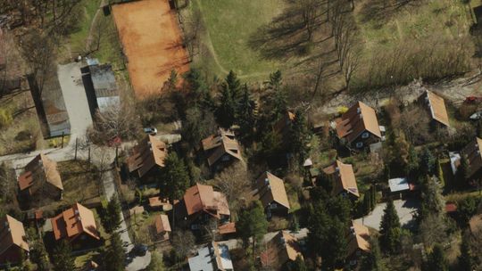 Osiedle Przyjaźń trafi do Bemowa? Zbudują tam boisko. Ale tylko na fragmencie