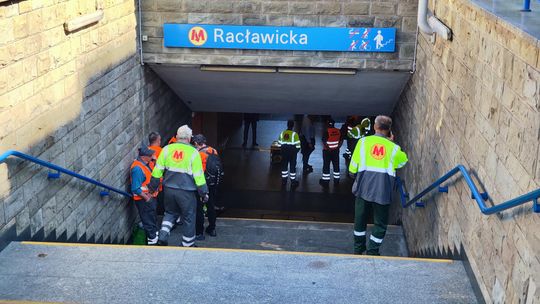 Stacja metra Racławicka wciąż nie działa