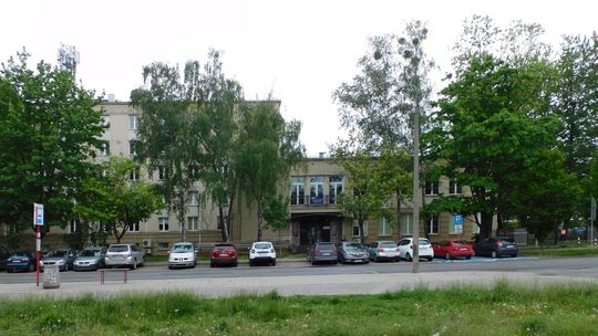 Budynek przy Szczęśliwickiej 62