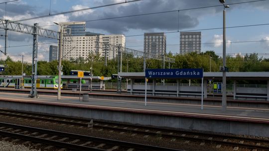 Peron 5 na Dworcu Gdańskim przechodzi modernizację