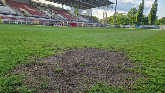 Stadion Polonii zaniedbany