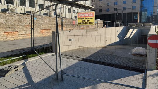 Podziemny parking przy placu Powstańców Warszawy. Abonament wyniesie nawet 11 tys. zł!