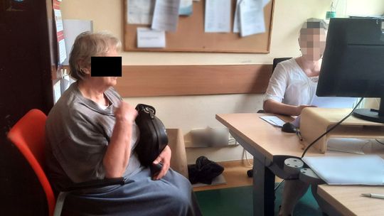 76-latka, która oblała pomnik Rzezi Woli usłyszała zarzuty