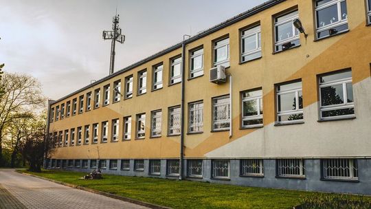 Ponad 190 mln zł z KPO dla Warszawy. Wydadzą to na termomodernizację szkół