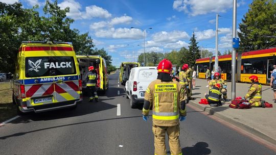 Poważny wypadek na Bielanach. Cztery osoby poszkodowane