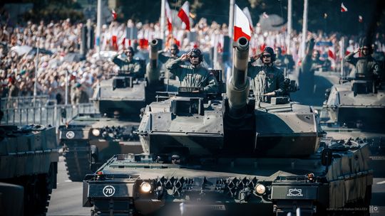 Próba przed Świętem Wojska Polskiego. Weekendowe zmiany w komunikacji w Warszawie.