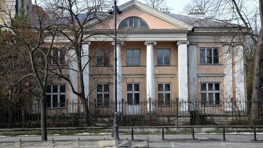 Przy Alejach Ujazdowskich powstanie „Parlamentarium”. Sejm przejął atrakcyjną nieruchomość.