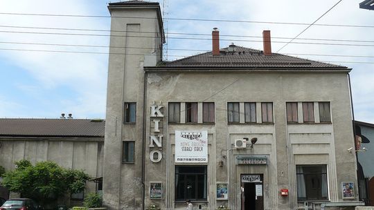 Przystanek „PKP Falenica (Bystrzycka)” przeniesiony. Zmiana dla trzech linii autobusowych.
