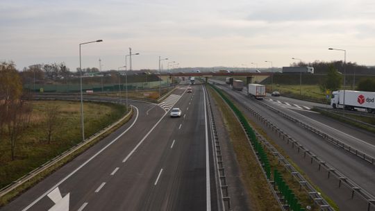 Remont autostrady A2. Dwa lata ogromnych utrudnień. Kierowców przygarnie kolej?