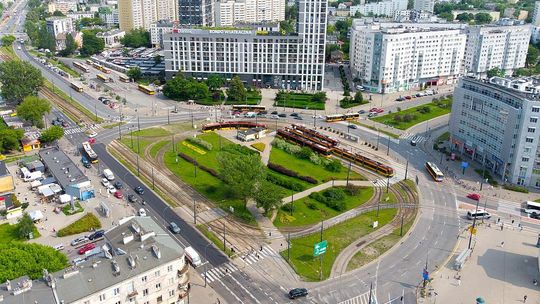 Remont przy „Rondzie Wiatraczna”. Zamknięta ul. Zakole i zmiany tras autobusów.