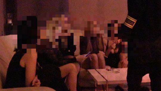 Rodzinny interes na prostytucji. Stołeczna policja rozbija gang sutenerów
