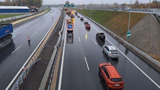 S7 na północ od Warszawy otwarta. Na resztę trasy jeszcze poczekamy S7 na północ od Warszawy otwarta. Na resztę trasy jeszcze poczekamy