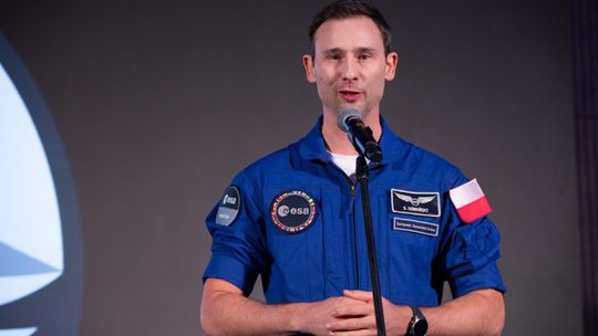 Sławosz Uznański-Wiśniewski w Warszawie. Astronauta wylądował na Okęciu