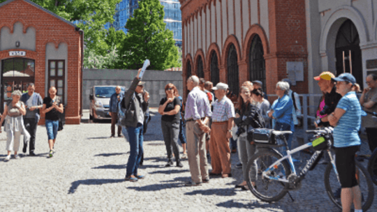 Spacer śladami dawnego „Pedetu”. Historia centrum Woli w cyklu „Po Woli do woli”